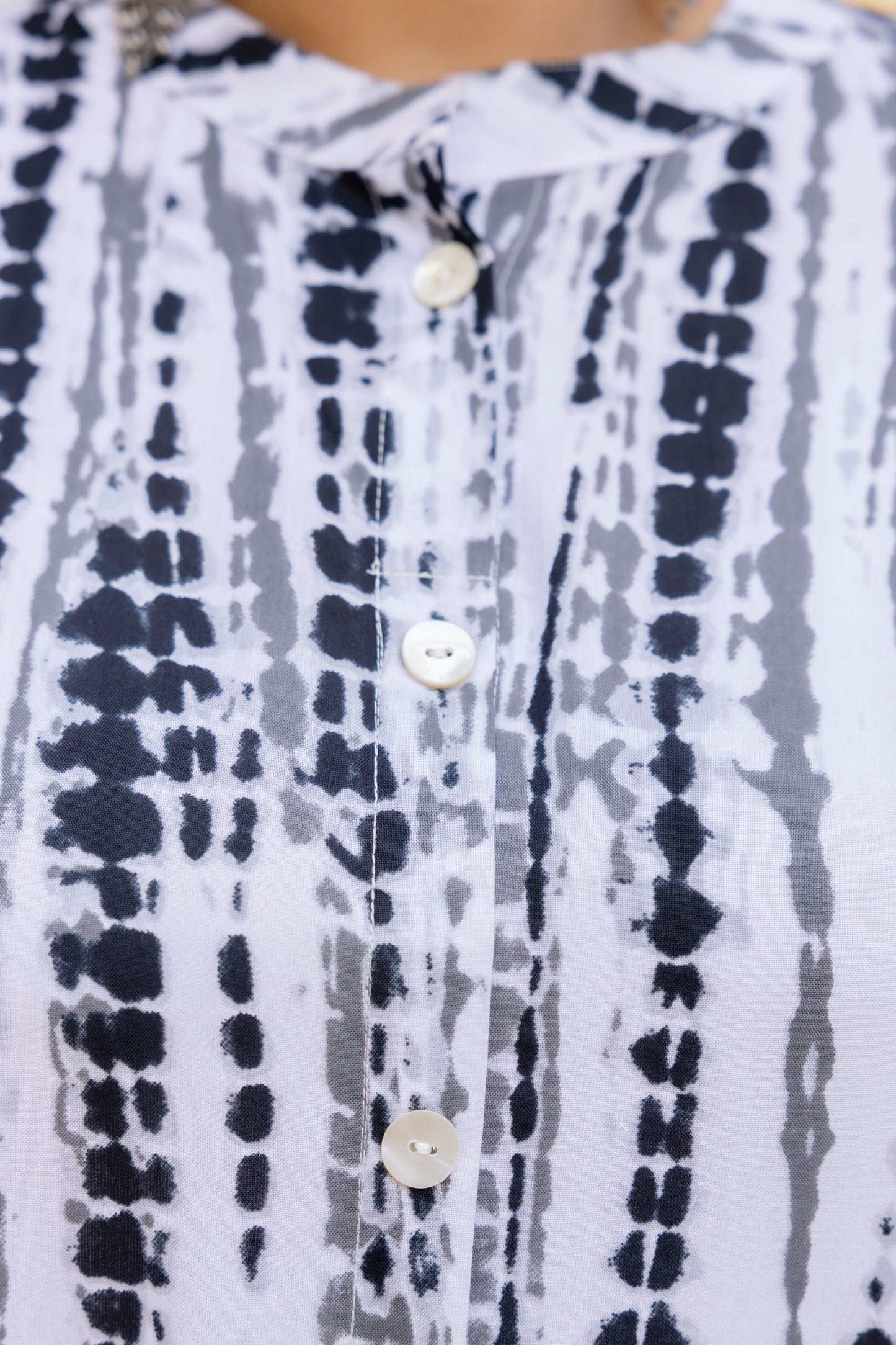 Black Front Slit Princess Cut 'A' Line Kurta