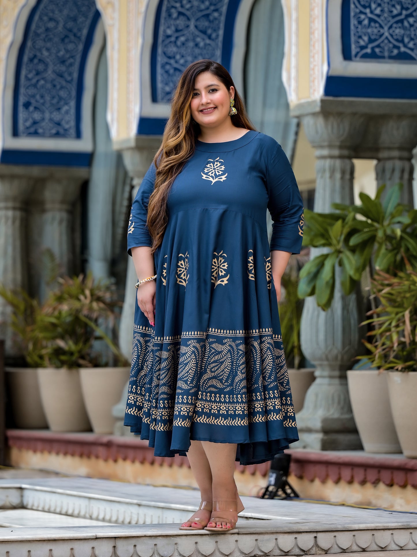 Women Printed Rayon Flared Kurta (Blue)