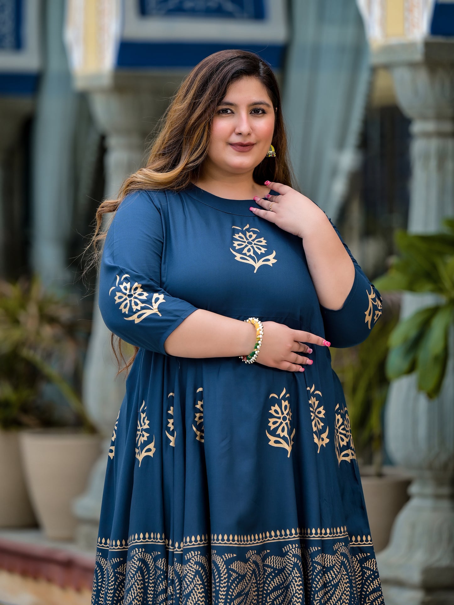 Women Printed Rayon Flared Kurta (Blue)
