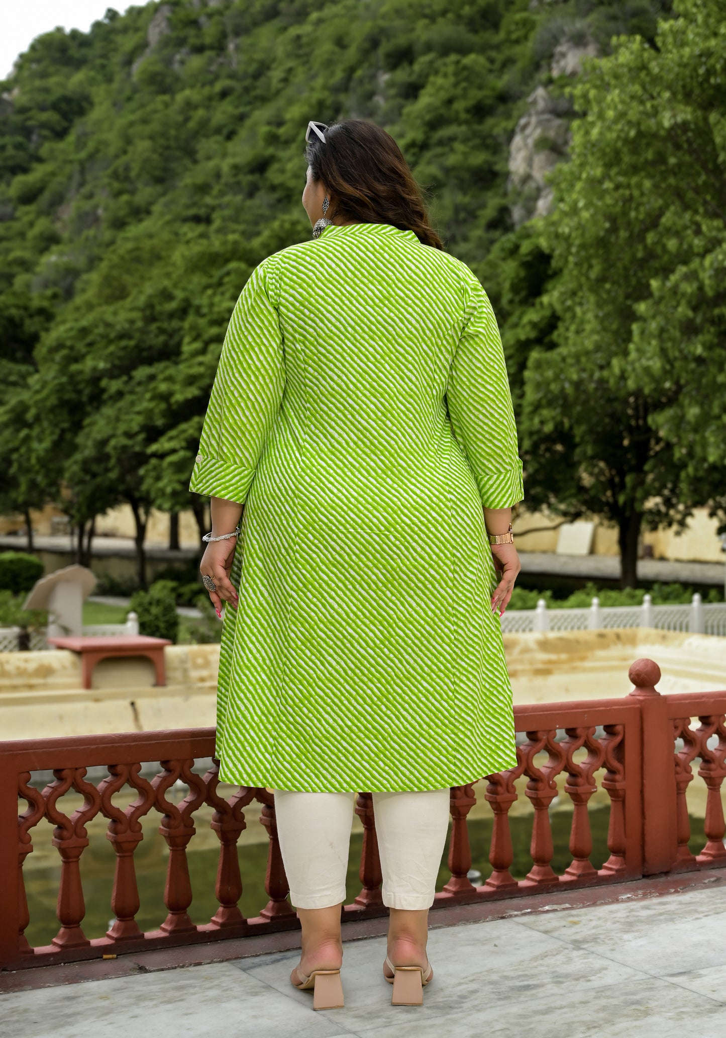 Green Lehriya Front Slit 'A' Line Kurta (Cotton)