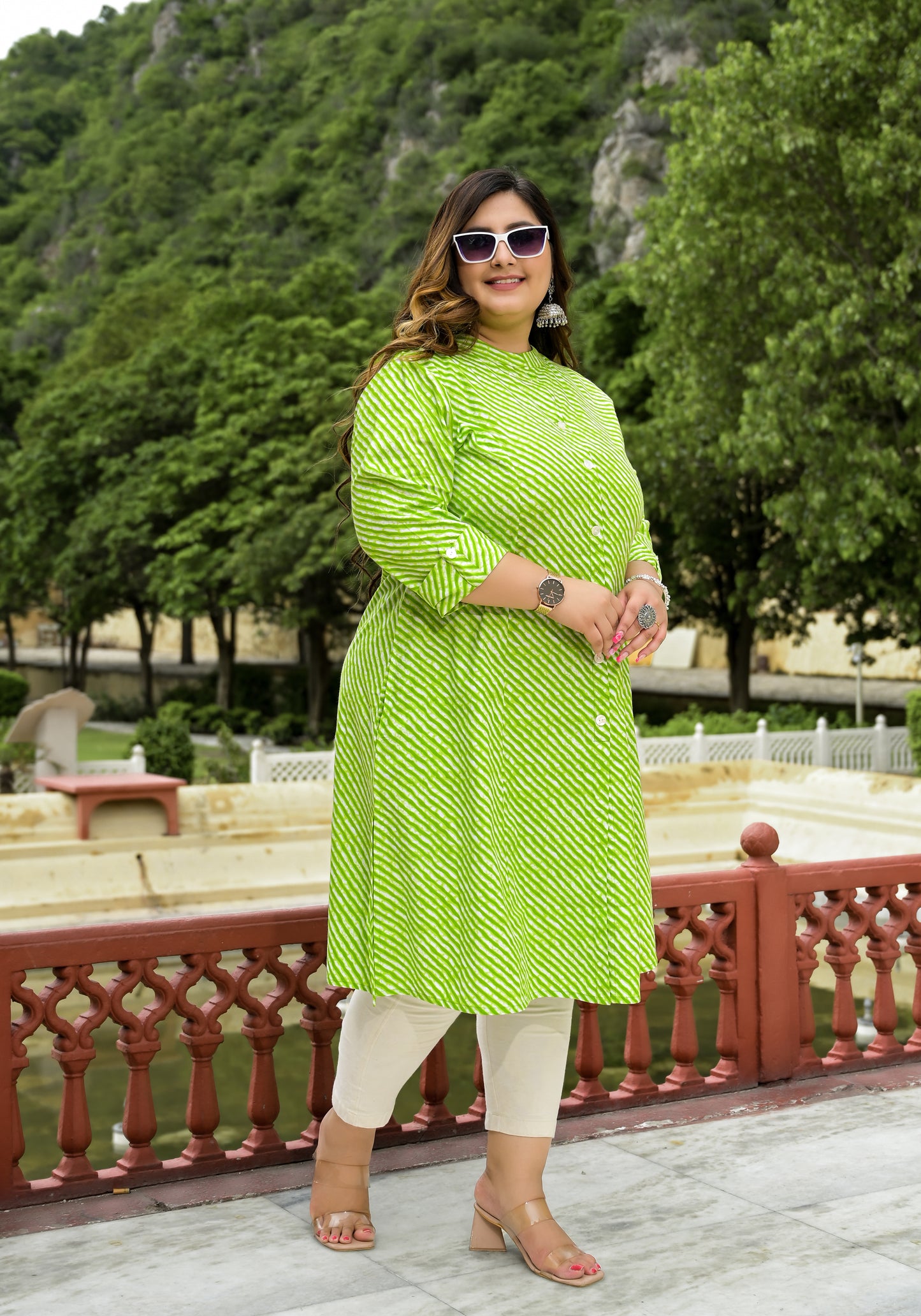 Green Lehriya Front Slit 'A' Line Kurta (Cotton)