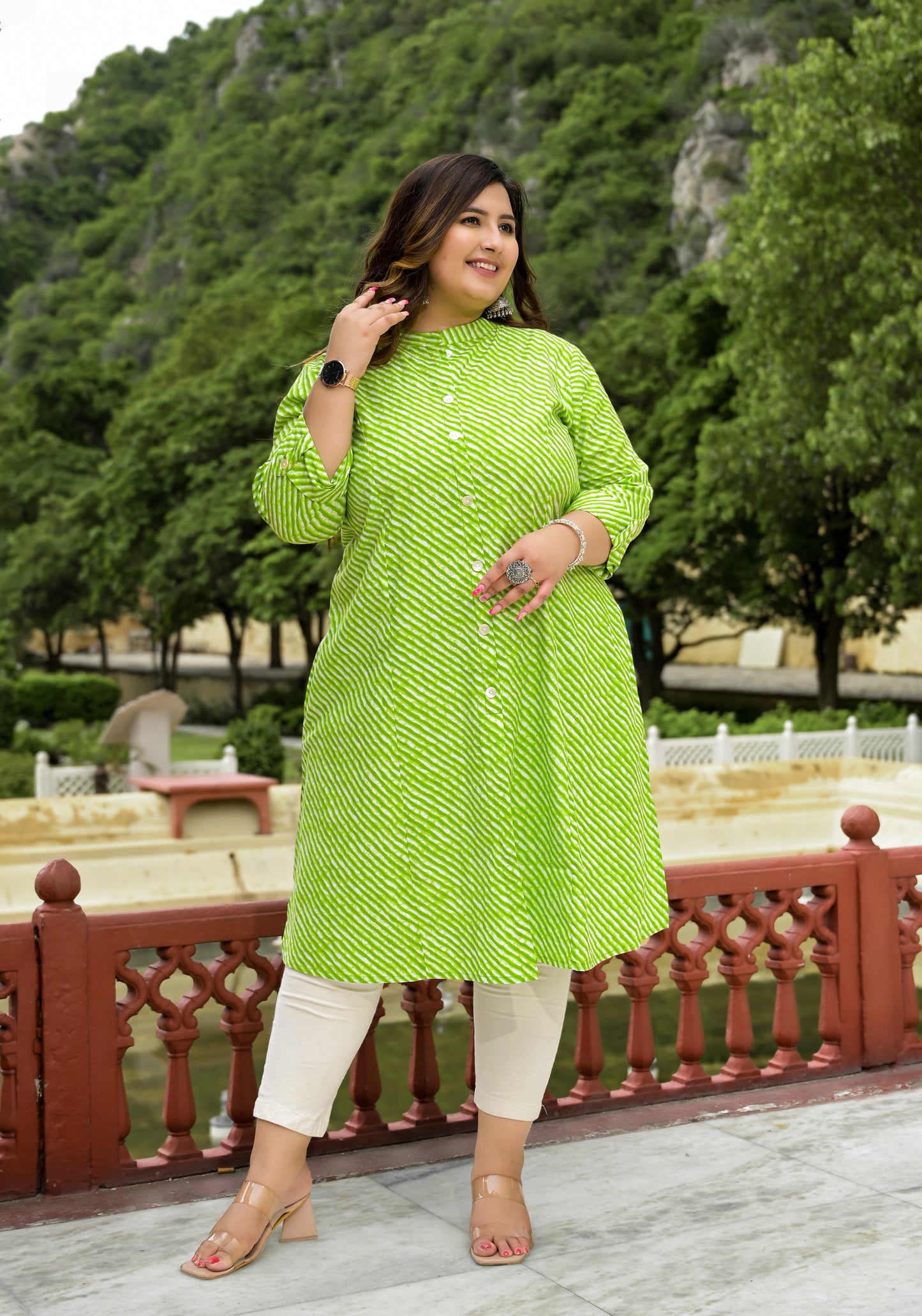 Green Lehriya Front Slit 'A' Line Kurta (Cotton)