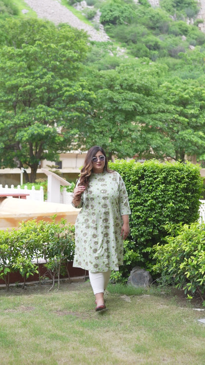 Green Front Slit 'A' Line Kurta (Cotton)